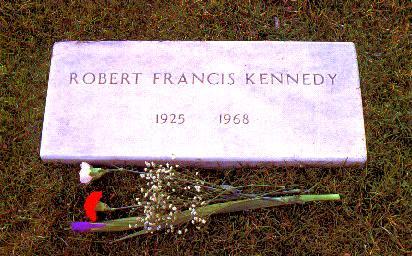 kennedy robert francis burial grave site arlington famous cemetery graves kennedys president 1925 1968 awesomestories depicts marker actor memorial