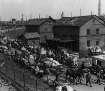 Fleeing People - Leaving East Germany for the West