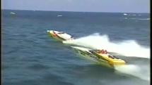 Offshore Powerboat Racing - Driver and Throttle Man