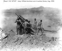 US Army M105mm Howitzer Crew in Action