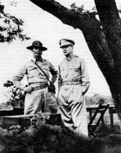 General MacArthur with Major General Wainwright
