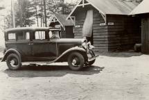 Little Bohemia - Ford Coupe Used to Get Help