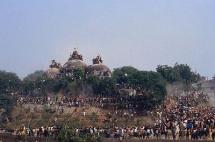 Babri Mosque - Crowd Commences Destruction