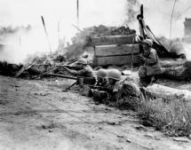 Korean War - Machine Gun Crews in Waegwan