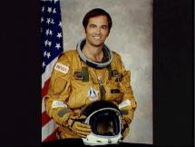 Robert L. Crippen, Astronaut