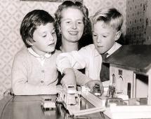 Margaret Thatcher and Her 6-Year-Old Twins